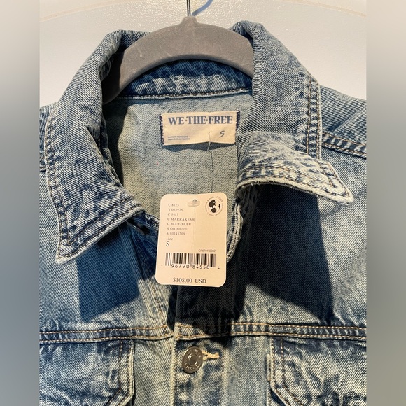 Free People Light Blue Denim cuffed shortall NWT - Picture 4 of 7